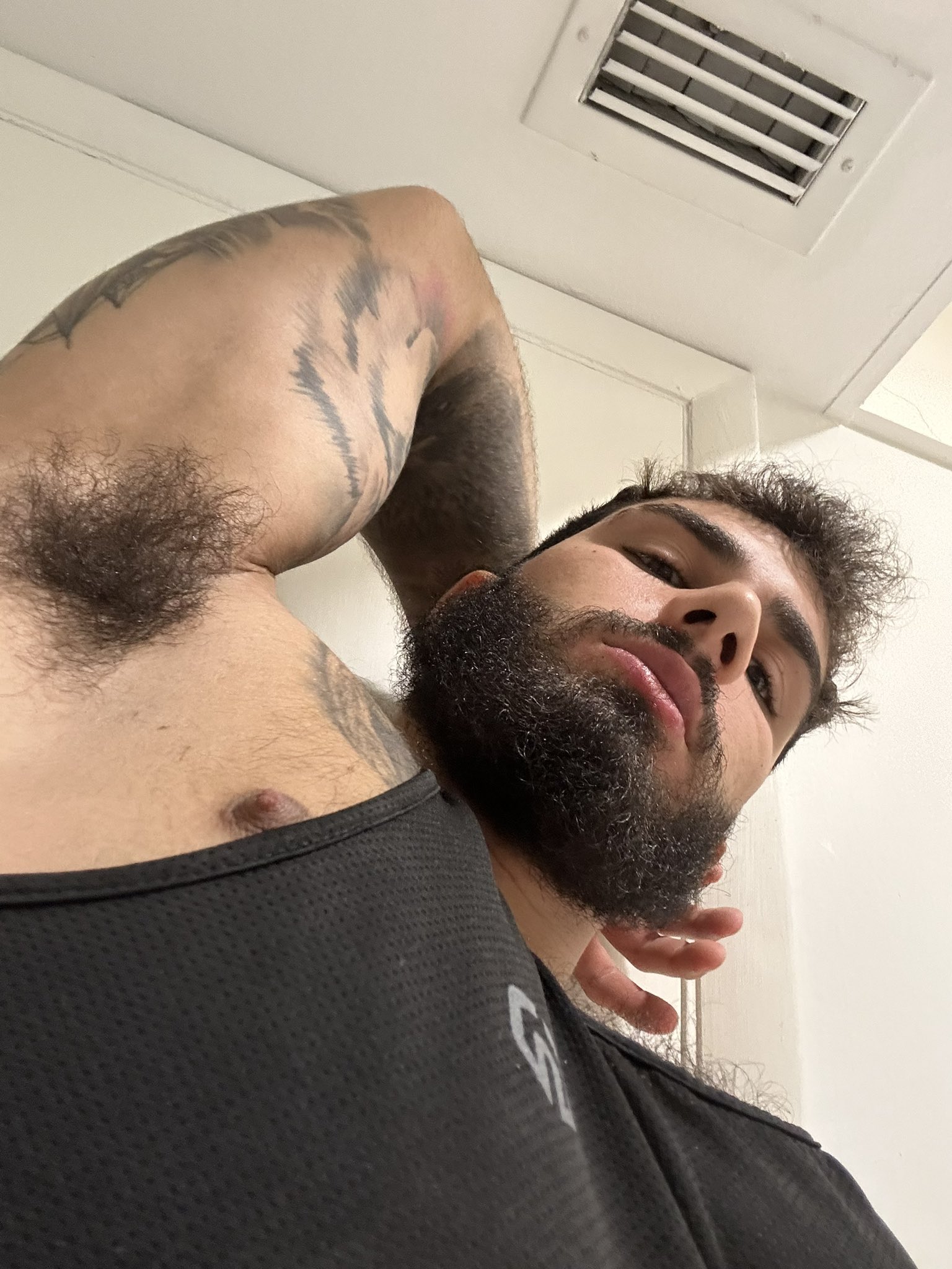 Alex on X: RT @AngeloUrquiaga: you want to get my sweaty sweatshirt💦  t.co78aporiLZ0  X