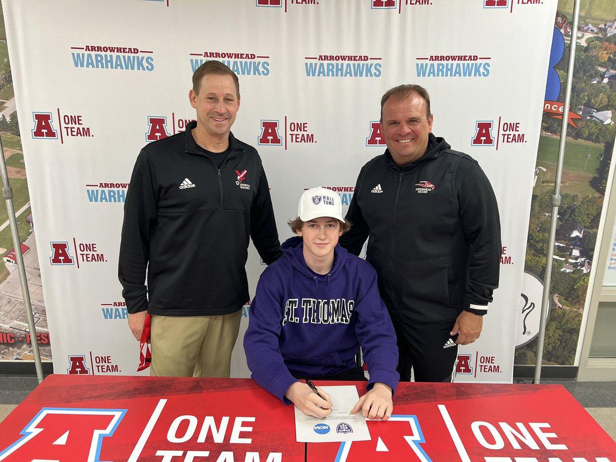 ArrowheadBSocce's tweet photo. Congratulations Nathaniel!  St. Thomas is getting a great one.  Good Luck!
@NathanielM_GK @soccer_coach @moorecom https://t.co/LrY0Qw4ADU