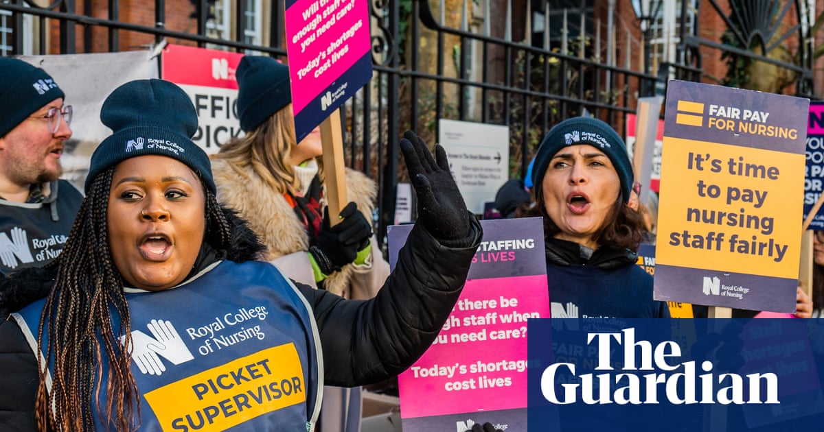 guardiannews's tweet photo. Barclay ‘wasting public money’ with legal action against nursing strike https://t.co/RUGc5gT7iZ https://t.co/09ZPgSIGEN