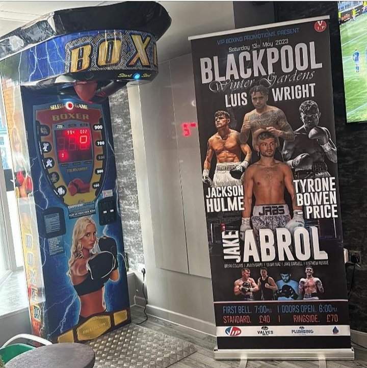 VIPboxing tweet media