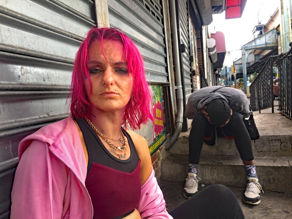 teunvoeten's tweet photo. dear #DrugResearching #SocialScientist #Journo colleagues, folks in #LawEnforcement #AidAgencies
I will be nxt weekend back in #Philadelphia
3rd visit to research/photograph #Tranq #Fentanyl #CrystalMeth scene #KensingtonAvenue
Any clues, especially #xylazine most welcome https://t.co/U5y7eYavUQ