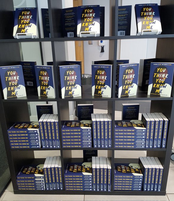 My students loved being gifted #YouThinkYouKnowMe by <a href="/ayaan_moham/">Ayaan Mohamud is away 🍉</a> - it took me just an hour to share 160 copies. When you’ve loved a book, it’s easy to enthuse about it 😁

Huge thank you to <a href="/readingagency/">The Reading Agency</a> for letting me be a book fairy for a day 🧚📖
#WorldBookNight #Giveaway