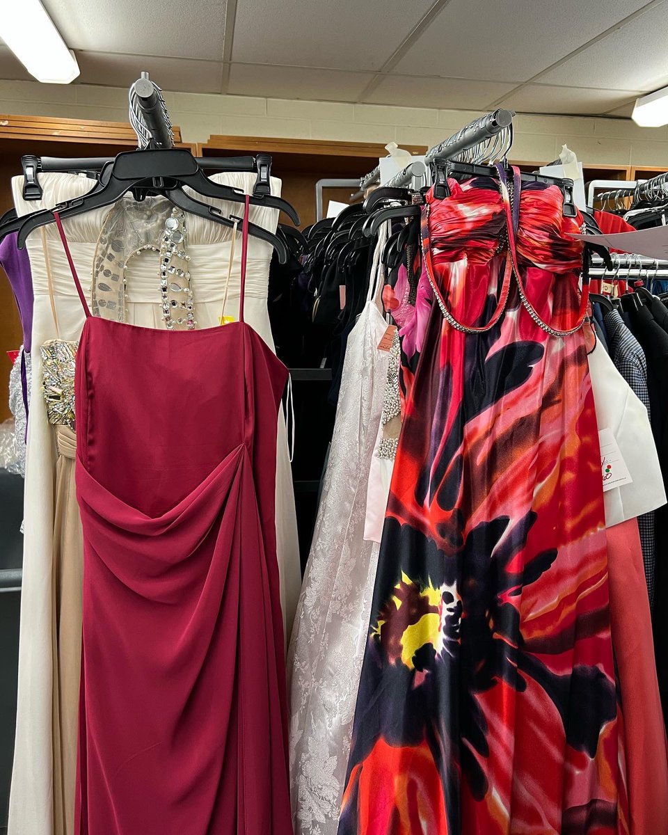 .<a href="/PromProjectHam/">Prom Project Hamilton</a> 2023 is almost here! 👗👔

A reminder for students to register for an appointment before Friday, April 28 at 12 p.m. 

There are so many great outfits to choose from, you don't want to miss out! 

Register for an appointment: app.kambeo.io/event/prom.pro…