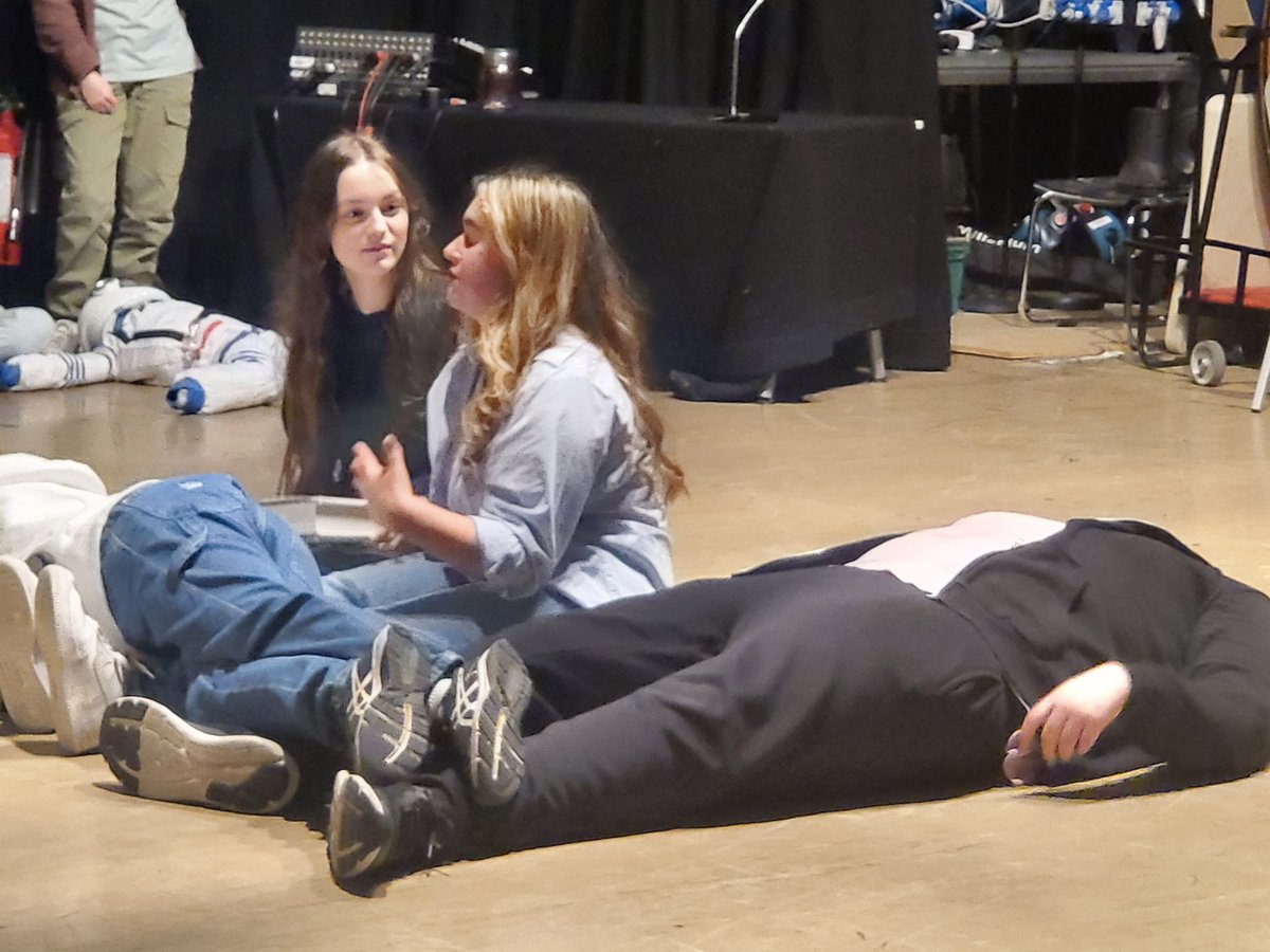 mattpy80's tweet photo. Final rehearsals underway before this evening's performance of @edmundharris' #StrangersLikeMe @NTConnections @CreweLyceum by @qphschester Yr10 and 12 students... exciting!!!! https://t.co/4zHsyP5l8s