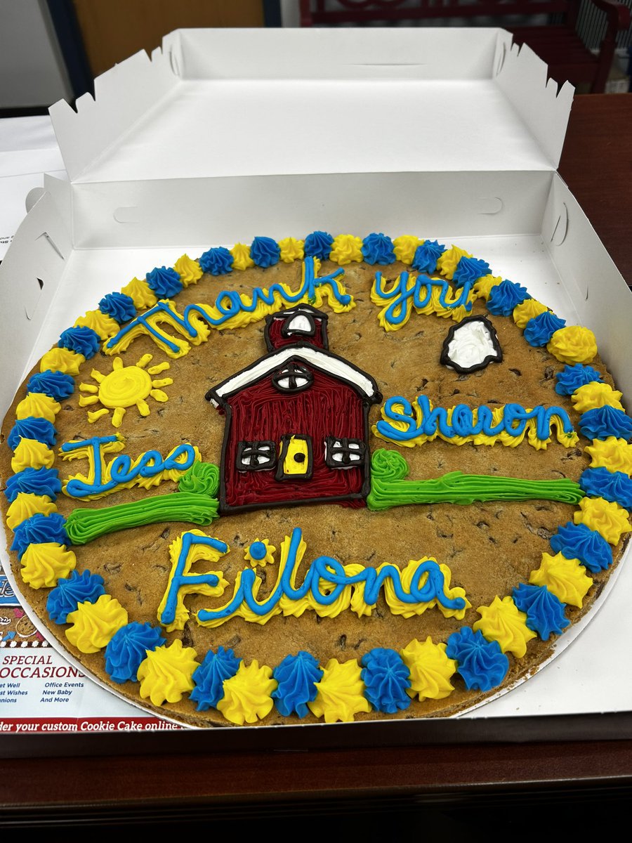 fleechow's tweet photo. Thank you for the best day! #AdministrativeProfessionalDay 
@BurnetHillElem @Ms_Moskowitz https://t.co/gEEt4wHBq7