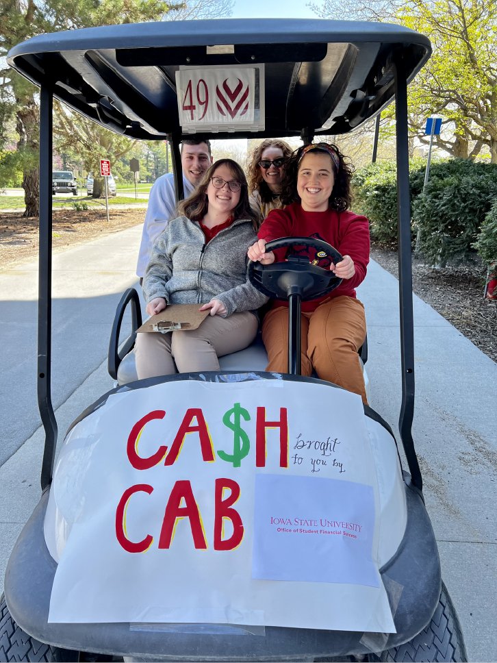 NoFearFinanceIA's tweet photo. We had a blast driving students to class in our Cash Cab! 🚖 Thanks to all who participated!

#FinancialLiteracyMonth https://t.co/C9vyhOnw6Y