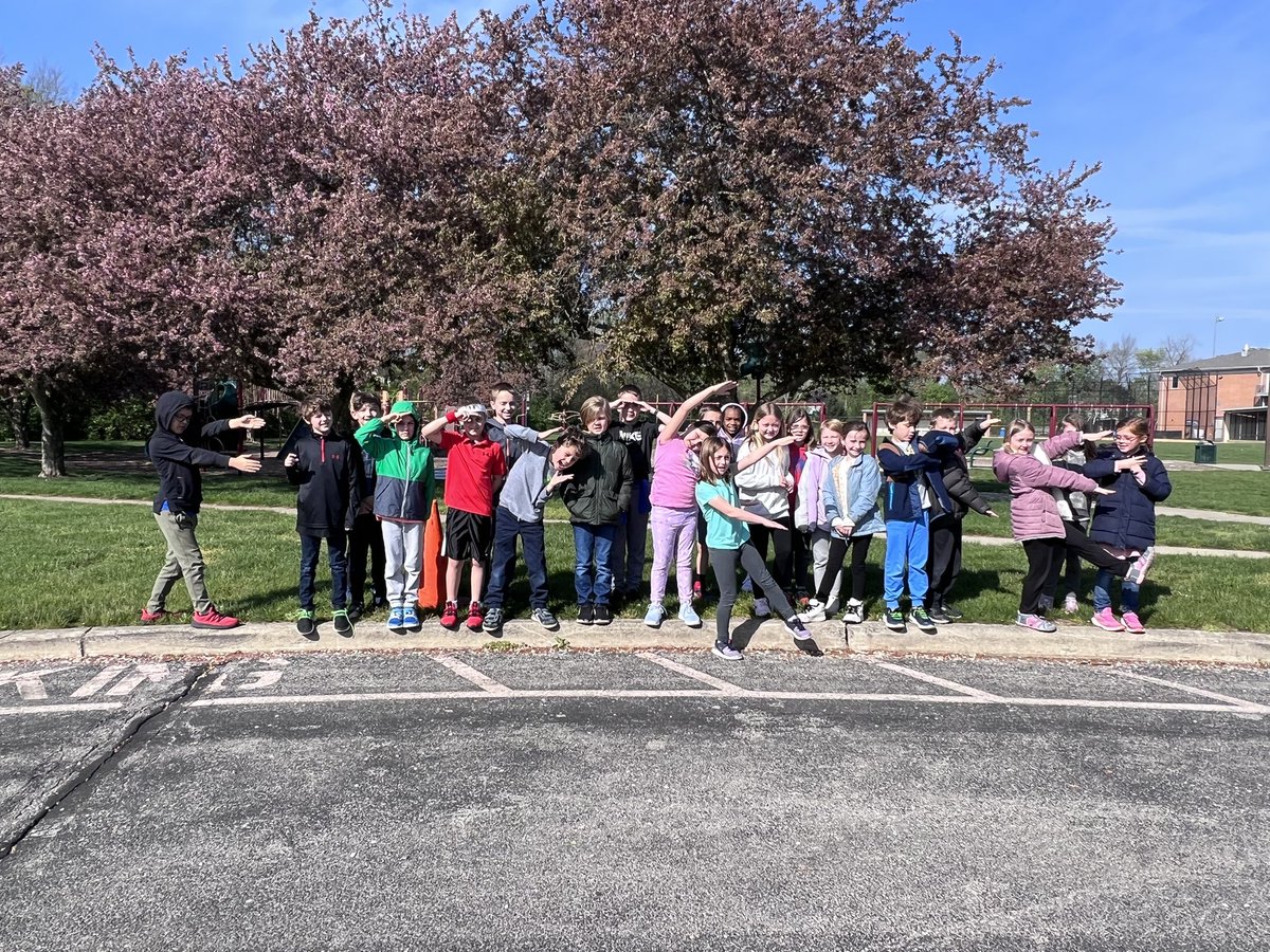 Lauren Edwards tweet media