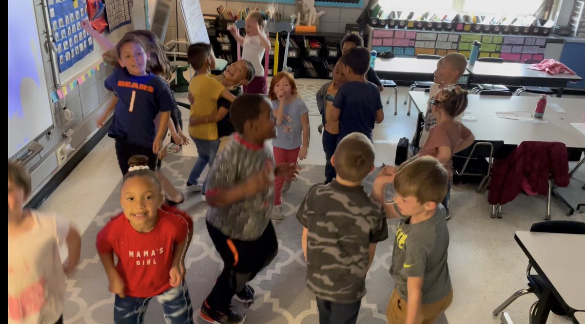 Miss_LBaker6's tweet photo. D is for dance party!

Is anyone else’s kids’ favorite song the dance song from the show Wednesday? We definitely had to throw in Kidz Bop version of this fave 🤩 @GlendaleElemISD https://t.co/OAy2tVoVlS