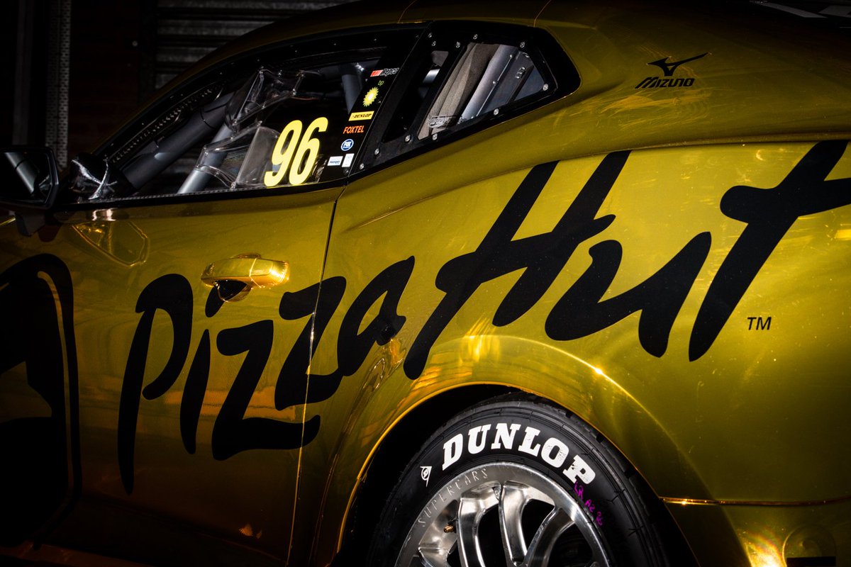 Santi Torres tweet media