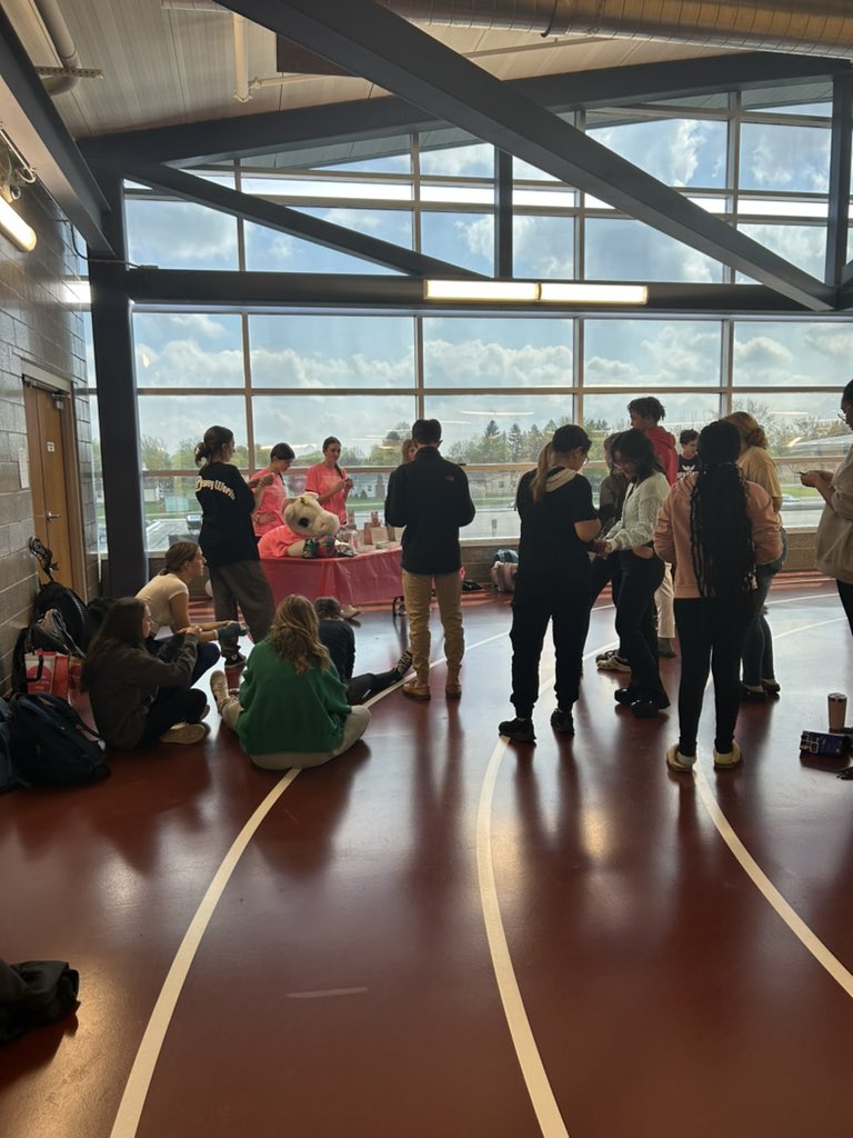 Gates Chili’s Peer Leaders tweet media