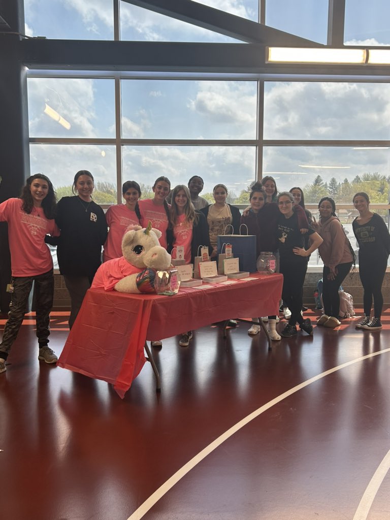 Gates Chili’s Peer Leaders (@gc_peer) on Twitter photo Had so much fun at our walking raffle! Can’t wait for our first home <a href="/GCUnifiedhoops/">Gates Chili Unified Basketball</a> game next Tuesday 5/2! #gcpride #gcunified Had so much fun at our walking raffle! Can’t wait for our first home <a href="/GCUnifiedhoops/">Gates Chili Unified Basketball</a> game next Tuesday 5/2! #gcpride #gcunified