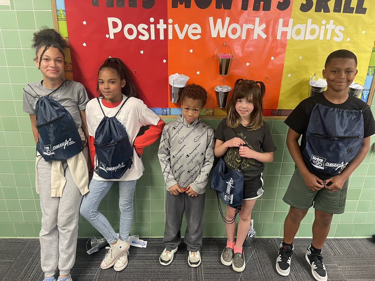 meaganbakhit's tweet photo. These Awesome Archers had an “Amazing April!” They missed zero days of school in the whole month of April! Way to #AimHigh 🏹💙 @OmahaPubSchool #AttendanceMatters https://t.co/fYblYodmre