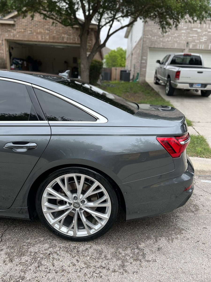 joels_detailing's tweet photo. Audi s3 received my platinum exterior detail🔥
-
Have any questions about my prices ? Feel free to Dm, Text, or Call!
-
📱: (210)-449-0696
-
⭐️joelsmobiledetailing⭐️
Thank you for trusting us! https://t.co/nT9NlShB85
