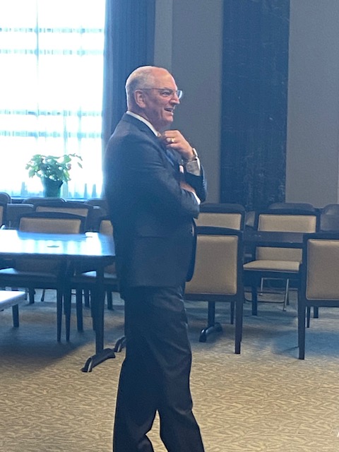 StRose_Dragons's tweet photo. SRE 3-5 graders visited the  Louisiana State Capitol on Wednesday, April 26.  Students were selected to attend based on interest in our government &amp; the current legislative session.  Our students toured the Louisiana State Capitol, met state senators &amp; Governor John Bel Edwards. https://t.co/TSw58wDlcH