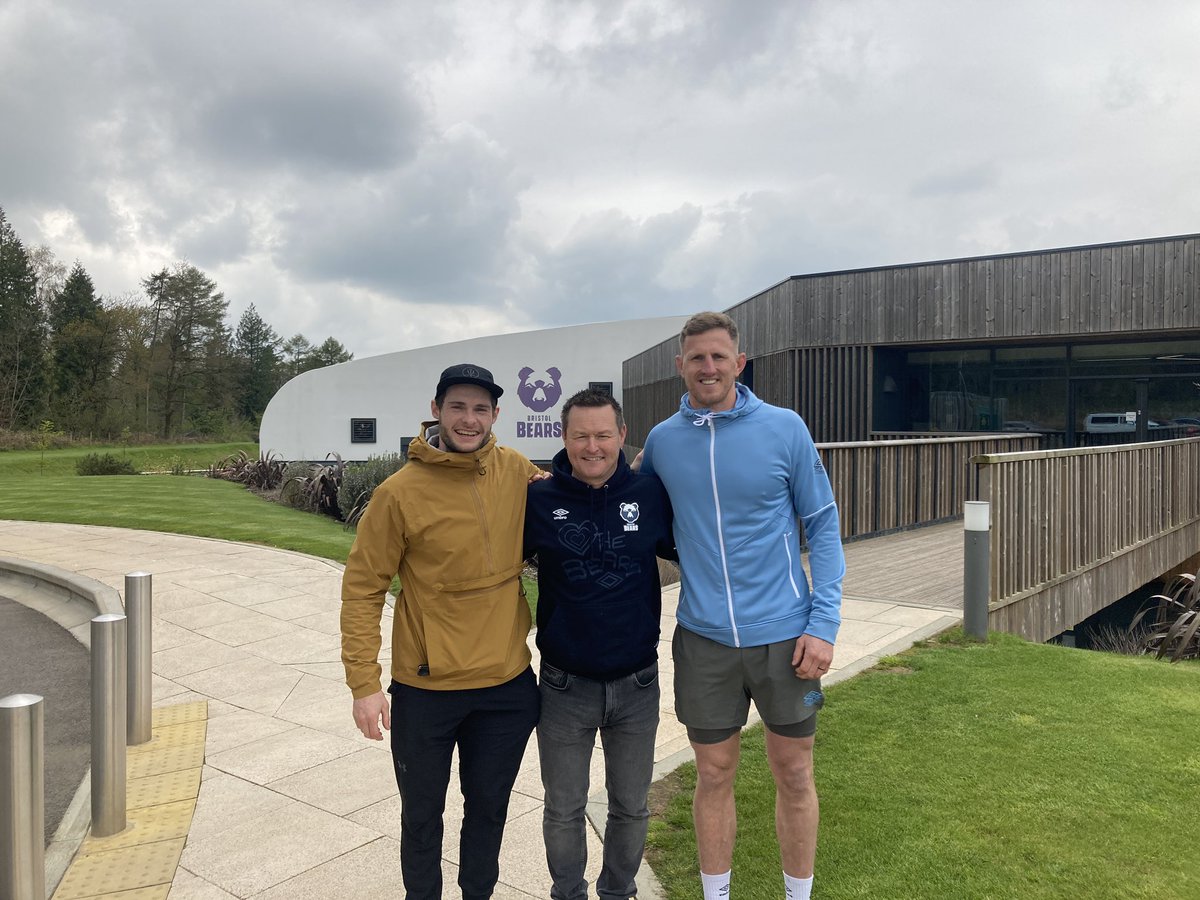 GethinWatts's tweet image. Great to catch up with some old friends today @therugbytrainer #chrisknight @BristolBears @UmbroUK #goodmen