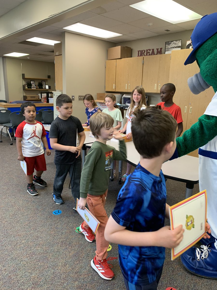 Thank you to <a href="/OMAStormChasers/">Omaha Storm Chasers</a> for bringing Stormy! The kids had a blast meeting him and receiving their monthly book #proud2bMPS <a href="/joe_vonderhaar/">Joe Vonderhaar</a>