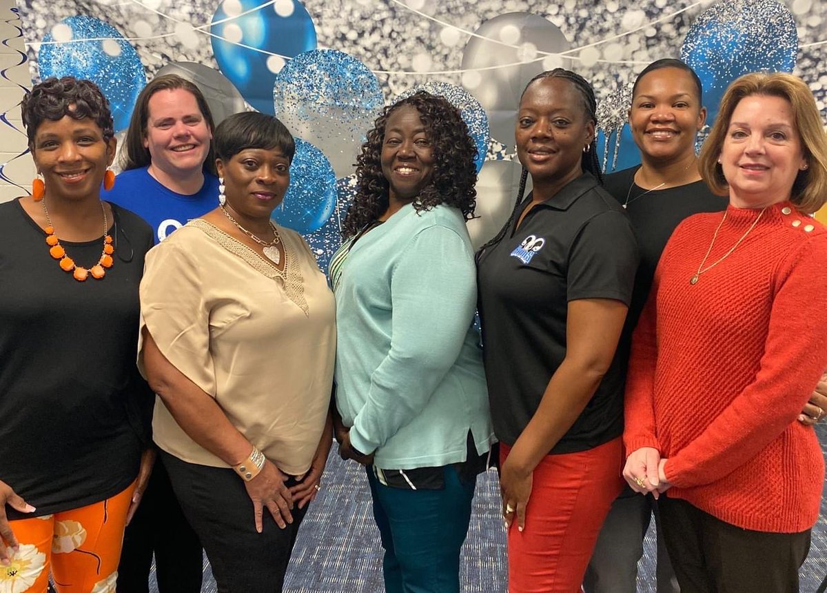 Newton_High's tweet photo. Happy Administrative Professionals Day to these amazing ladies! They are the heartbeat of our school. We love them dearly😍😍😍 #RamsRise 🐏💙we appreciate all of your hard work and dedication to our students, teachers, faculty , administrators and the entire Newton Ram Family! https://t.co/JFSKgHM8tz