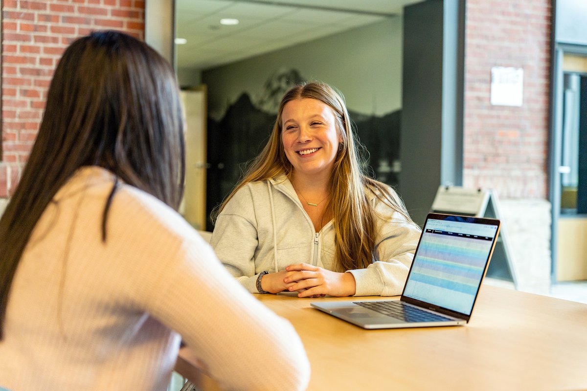 UO Journalism & Comm tweet media