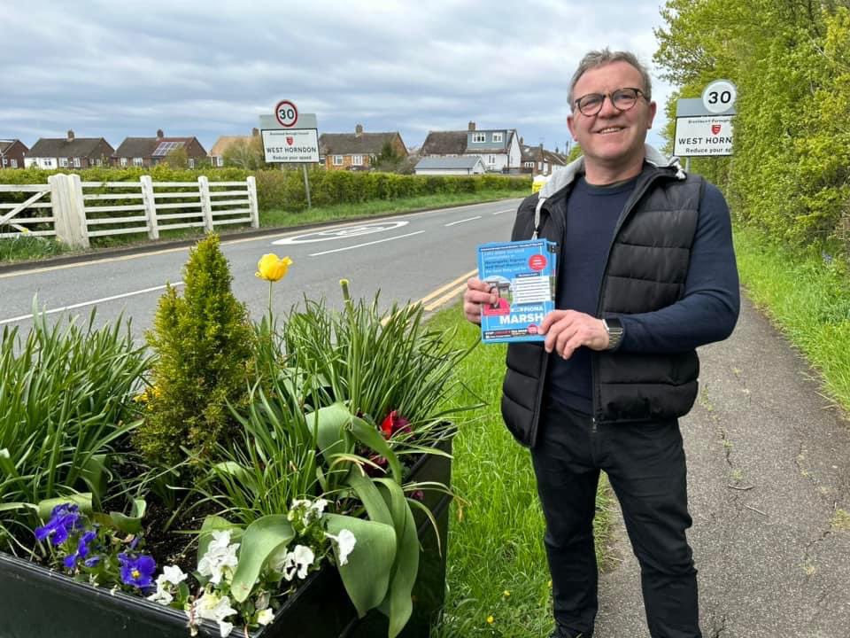 BOCACampaign's tweet photo. We really love campaigning in Herongate, Ingrave and West Horndon, especially with our great candidate Fiona Marsh.  With your support on Thursday, 4 May Fiona would make a great councillor for our area. #Elections2023 #Conservatives #Herongate #Ingrave #WestHorndon @CCACllrs https://t.co/dZGljHCQ1J