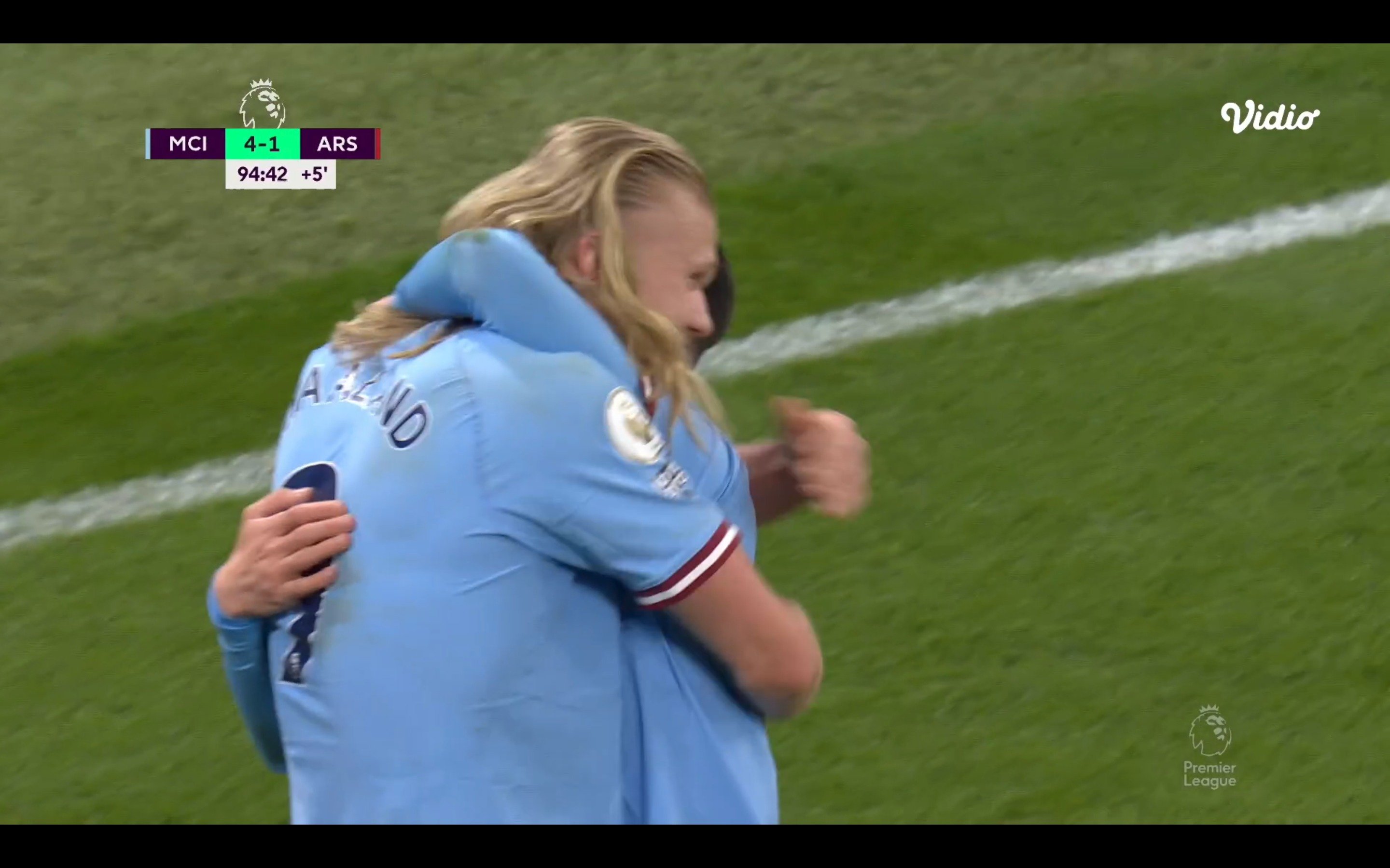 5. Man City'S Loss: Onlyfans Star Elle Brooke Shows Black Eye, Claims "Finished" - lo1u9r7