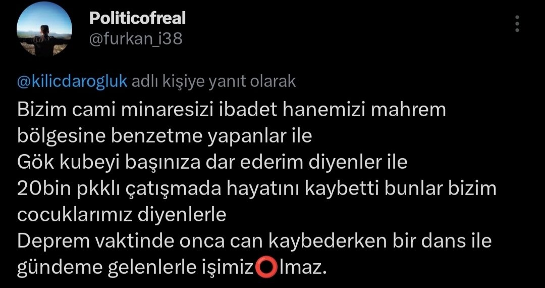 Politicofreal's tweet photo. @kilicdarogluk "Oy toplamak için Müslümanlık numarası yapmaktan kurtulacağız." Diyen Kişiyi parti içerisinde tutan bir muhalefet ile işimiz olmaz...

Rahmetli Erbakan hocamızın sözü ile  siyaseti önemsemeyen 
Müslümanları Müslümanları önemsemeyen Siyasetçiler yönetir...🌙🕊️ https://t.co/a2nCf7EO12