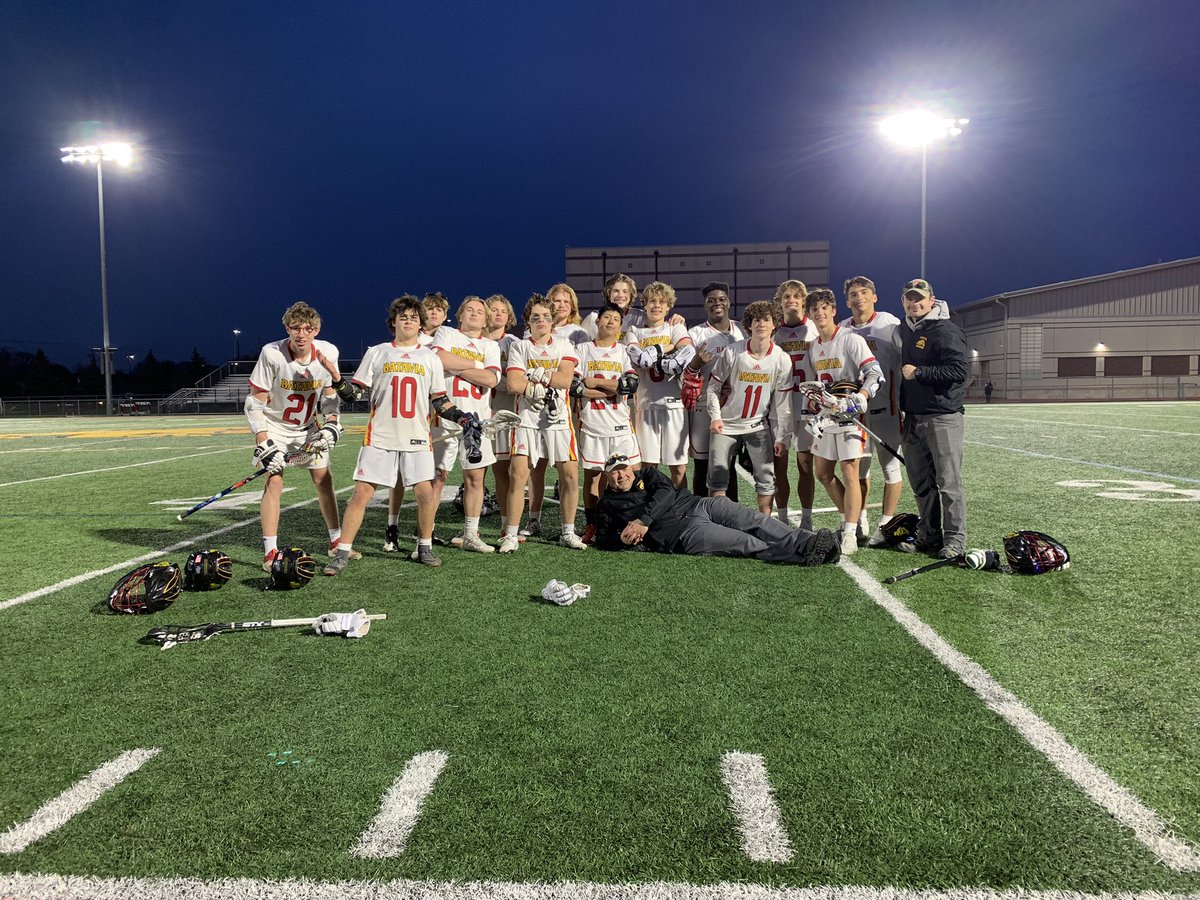 Bdogslax's tweet image. Congratulations to our Senior Class on a dominate victory over Kaneland 11-2 tonight for Senior night. Great group.