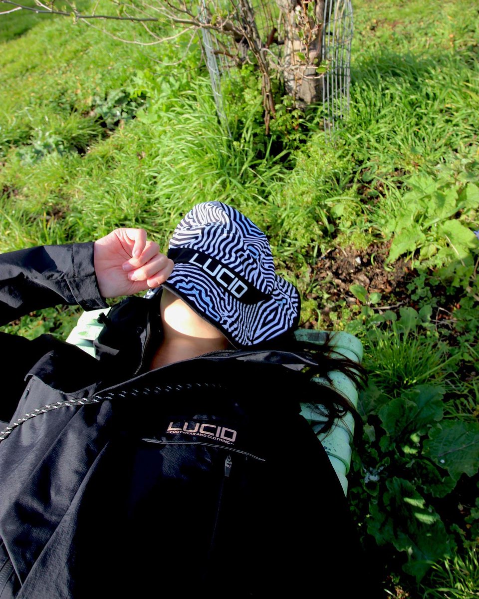 LucidFC's tweet photo. mid-week snooze button… the hat to answer the question.
📸 @atlasfindslondon erika.thorsen
#lucidfc #fashion #style #model #london #streetstyle #parka https://t.co/9z6m4oX8G7