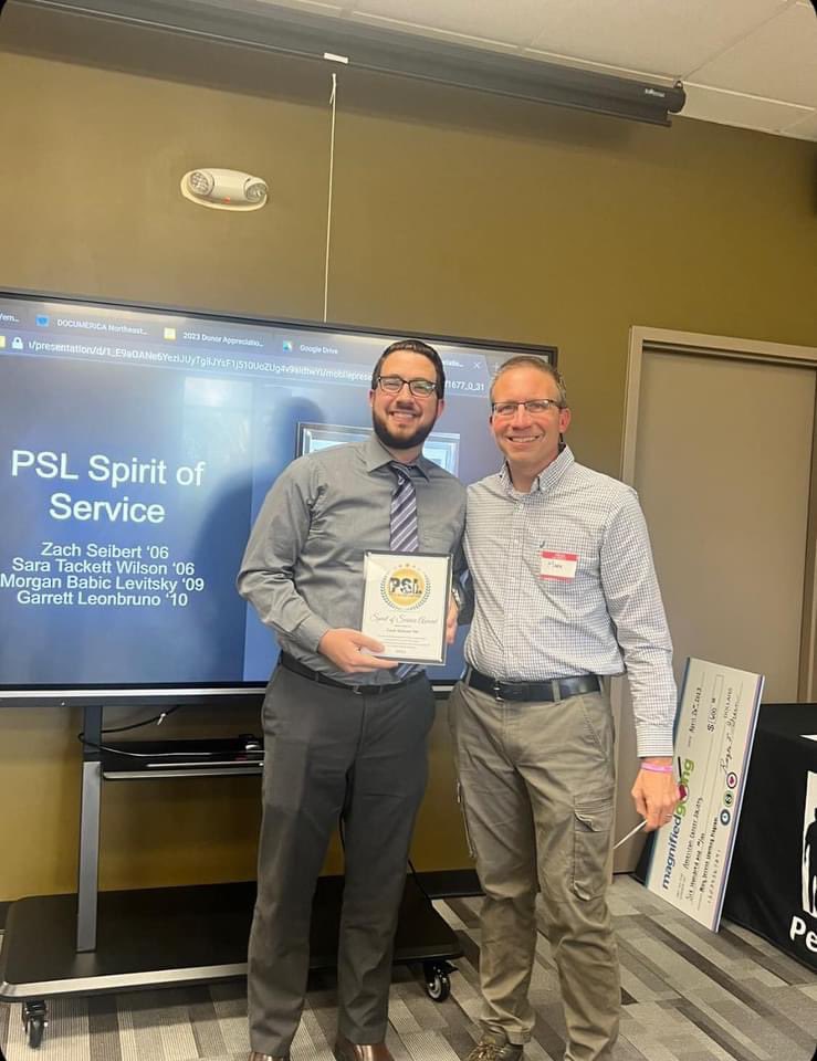 PHS_Service's tweet photo. Congrats to our 2023 PSL Spirit of Service Award Winners: Zach Siebert ‘06, Sara Tackett Wilson ‘06, Morgan Babic Levitsky ‘09, & Garrett Leonbruno’10. This award is given to PSL alumni who serve others, work for justice, and contribute toward the success of Perry students. https://t.co/28Pi4hukns