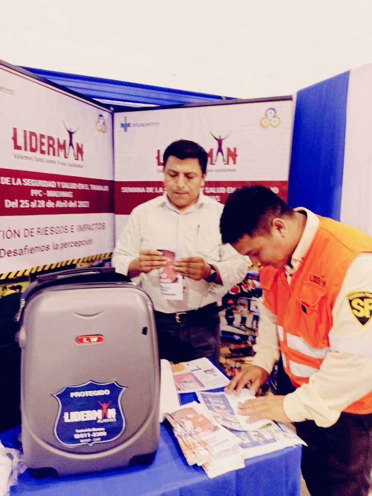 EducXiomara's tweet photo. Se llevó acabo la semana de la seguridad en una unidad operativa importante del país  , la disciplina operacional es para mi equipo " La magia que hacemos en los detalles y la constancia en mejorar procesos siendo mejores personas "
#HSE #trabajo#detalles#equipo#security https://t.co/rtfE1z1uB1