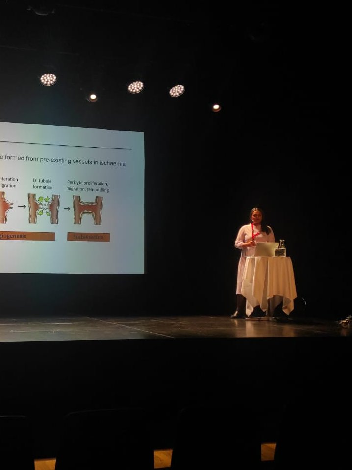 Mary Kavurma (@kavurmamary) on Twitter photo So proud of you Manisha 😍. First talk at an OS conference on her PhD studies. <a href="/ESMicro_EU/">European Society for Microcirculation (ESM)</a> <a href="/manisha_spatil/">Manisha Patil</a> <a href="/HRIAust/">Heart Research Institute</a> So proud of you Manisha 😍. First talk at an OS conference on her PhD studies. <a href="/ESMicro_EU/">European Society for Microcirculation (ESM)</a> <a href="/manisha_spatil/">Manisha Patil</a> <a href="/HRIAust/">Heart Research Institute</a>