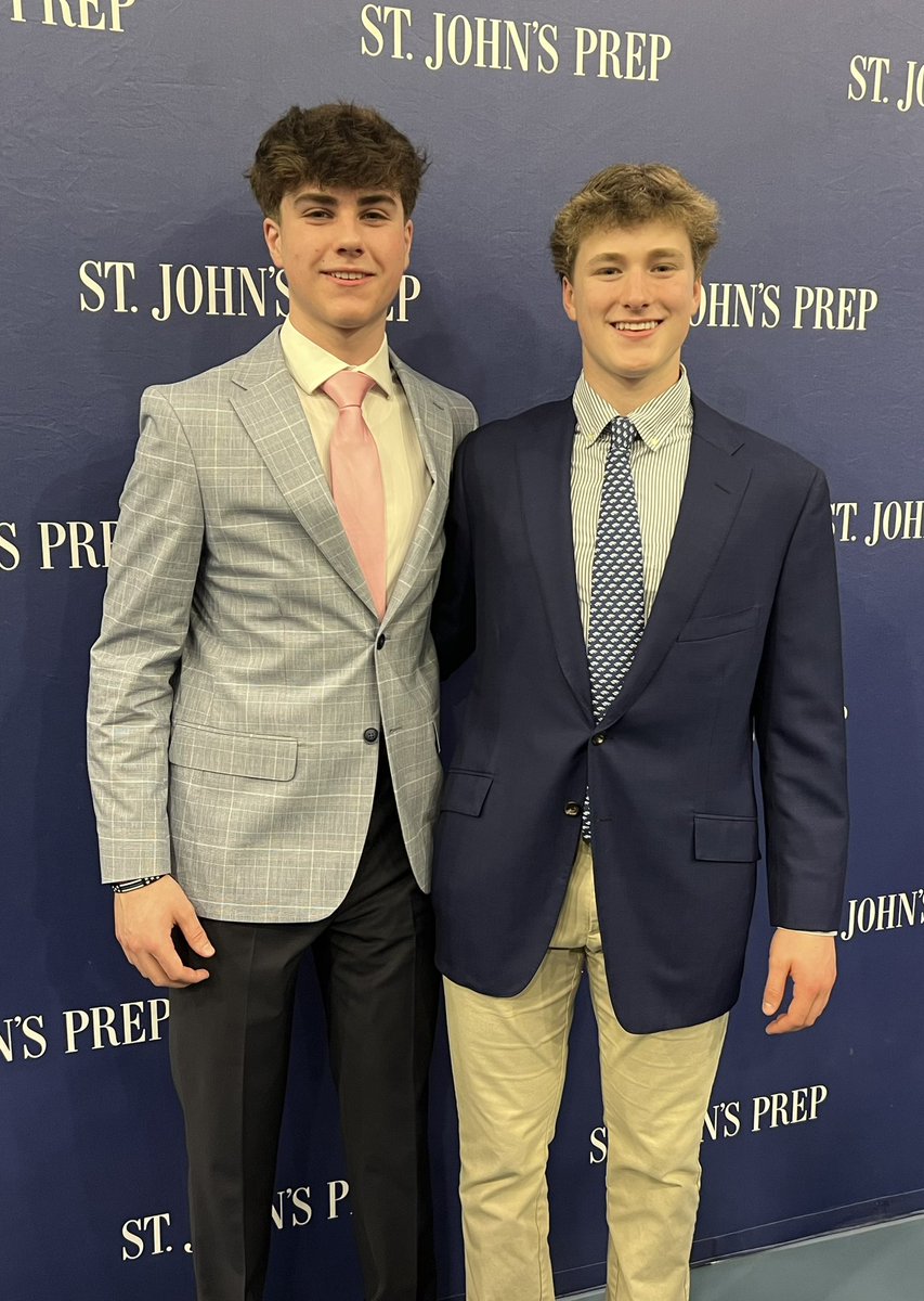 refereeswife's tweet image. World Language Honor Society
#grega #cush  #goodboys 🤍🦅💙