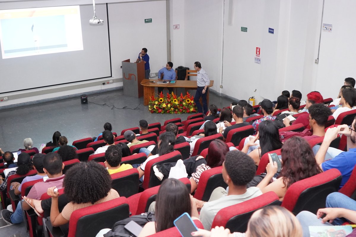 PalmiraUNAL's tweet image. 🇨🇴🇦🇺#MovilidadUNAL | Estudiantes de la @UNALOficial Sede Palmira participaron de la charla &quot;Crece en Australia&quot;, en la que se habló de los requisitos para viajar, nivel mínimo de inglés y las mejores instituciones para estudiar en ese país.

Jornada organizada por #EgresadosUNAL