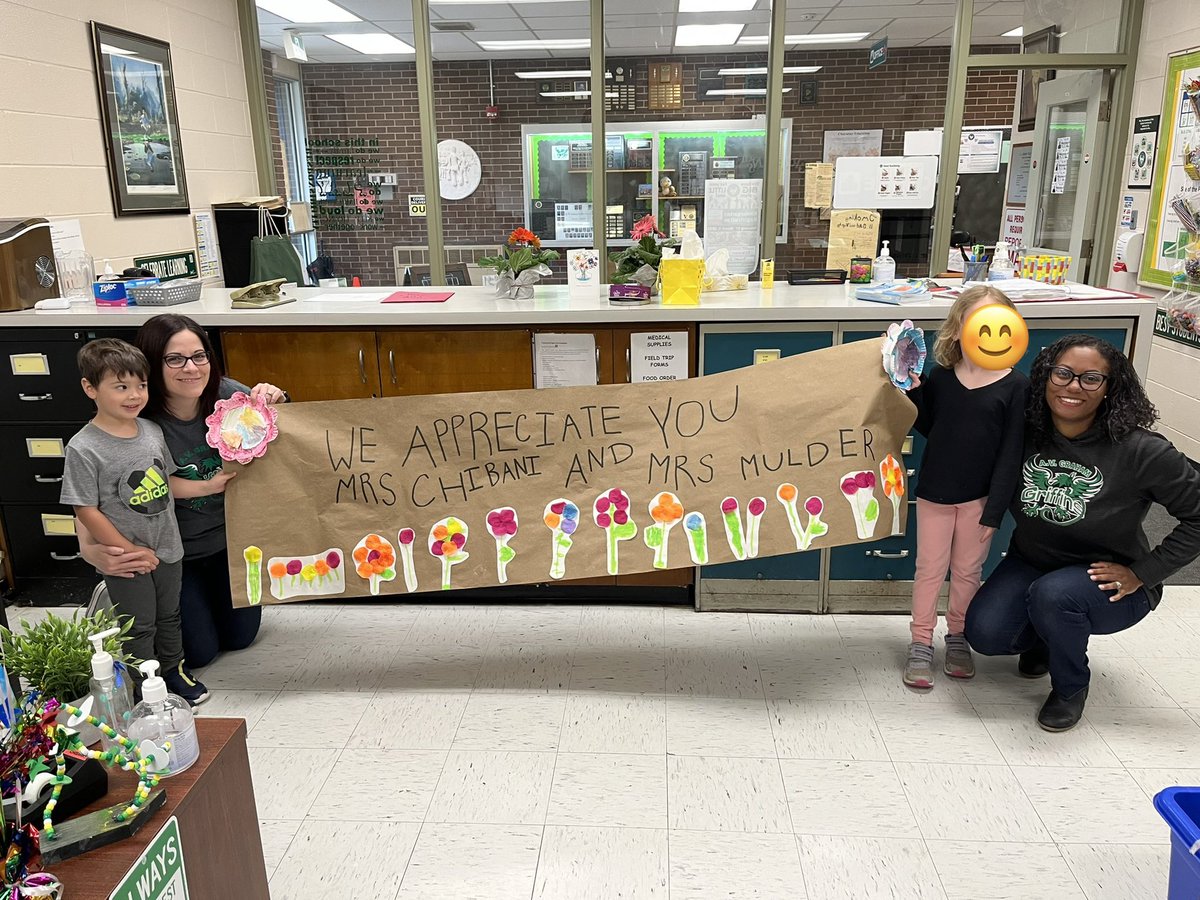 A.V. Graham tweet media