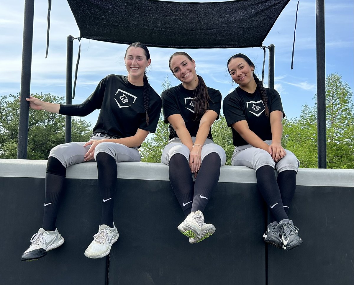 ❄️😎 Big chillin' after finishing batting practice reps

#GoWildcats