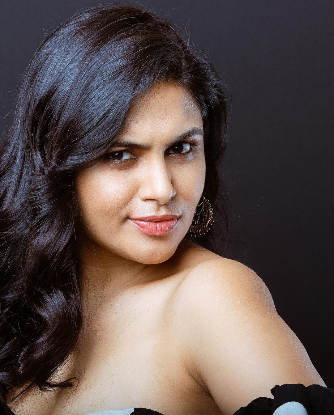 Only Heroines on X: SonuGowda 💞 t.co2OWVyE2Q0t  X