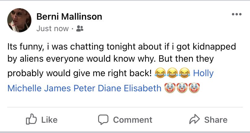 berni_smith's tweet photo. Oh im funny! 🤡 @adamfare1996 @PookyH @TonyRobinsonOBE @RobertSmith @rogerwaters @Gelong_Thubten @Rubywax https://t.co/3DQHeqRRd3