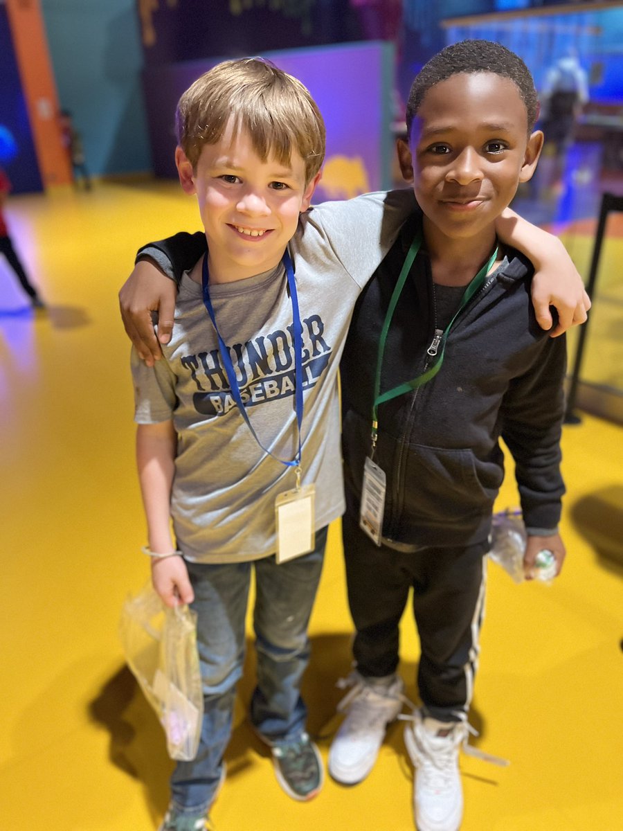 Lori Zitzelberger tweet media