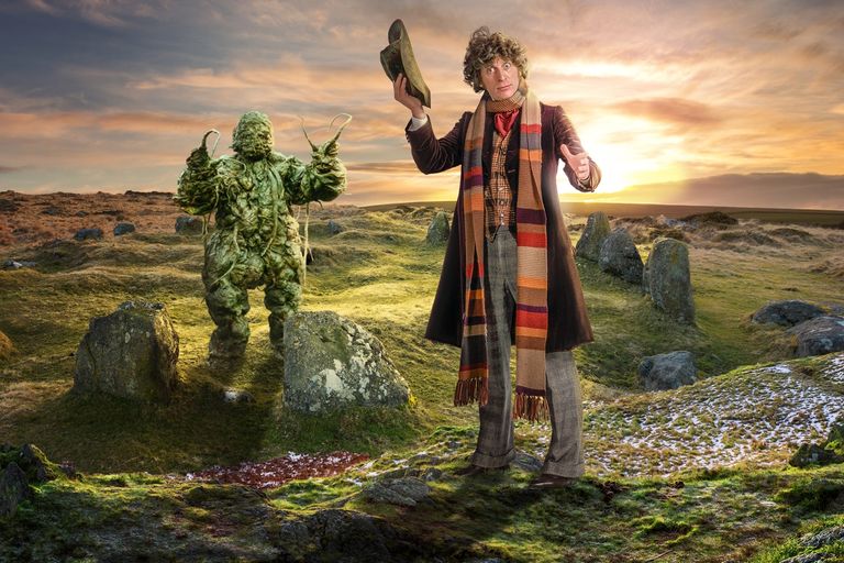 "Good evening!

...is there something behind me?"