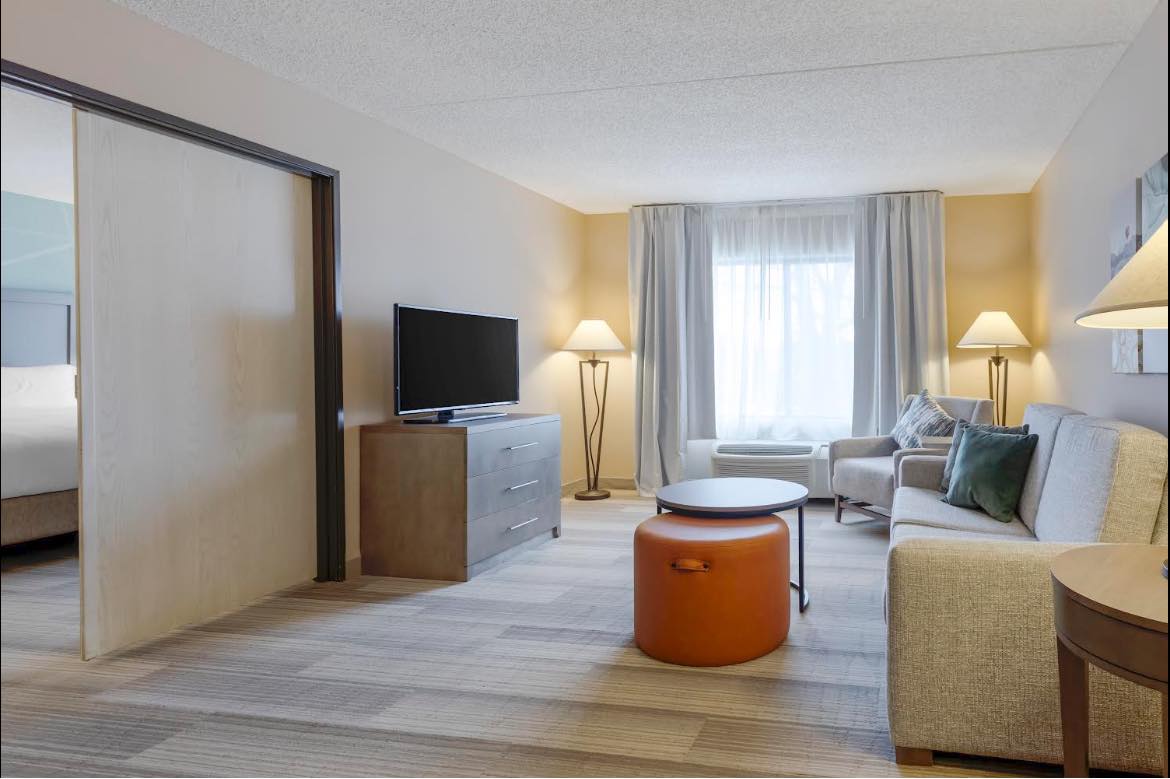 BoulderComfort's tweet photo. Book direct and save - Call us direct or book online for the best savings and avoid booking site hidden fees. 
4777 North Broadway Street, Boulder, CO, 80304, US   360-442-6600
https://t.co/prqZ3JzCBQ https://t.co/ioYD7hXVk3