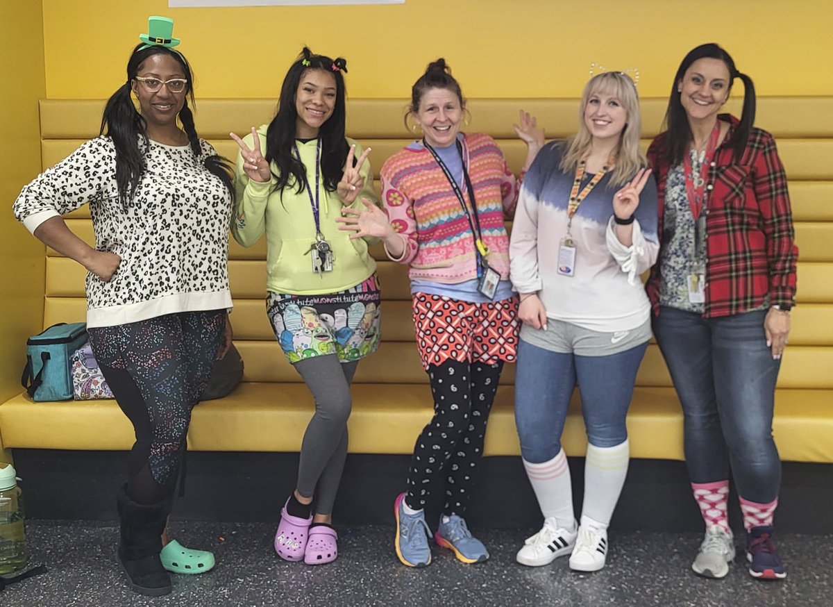 AKA.MSDIVA.TEACH tweet media