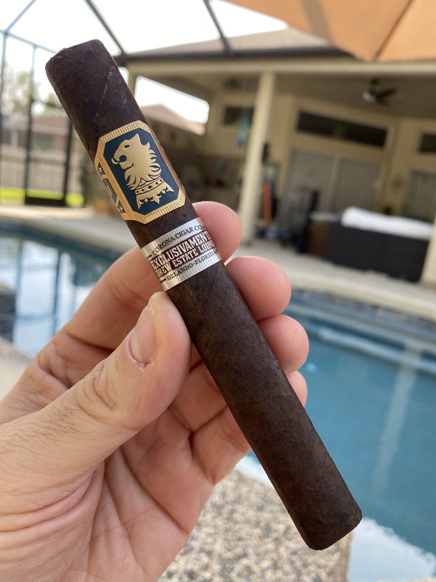 AlexZ625 tweet media