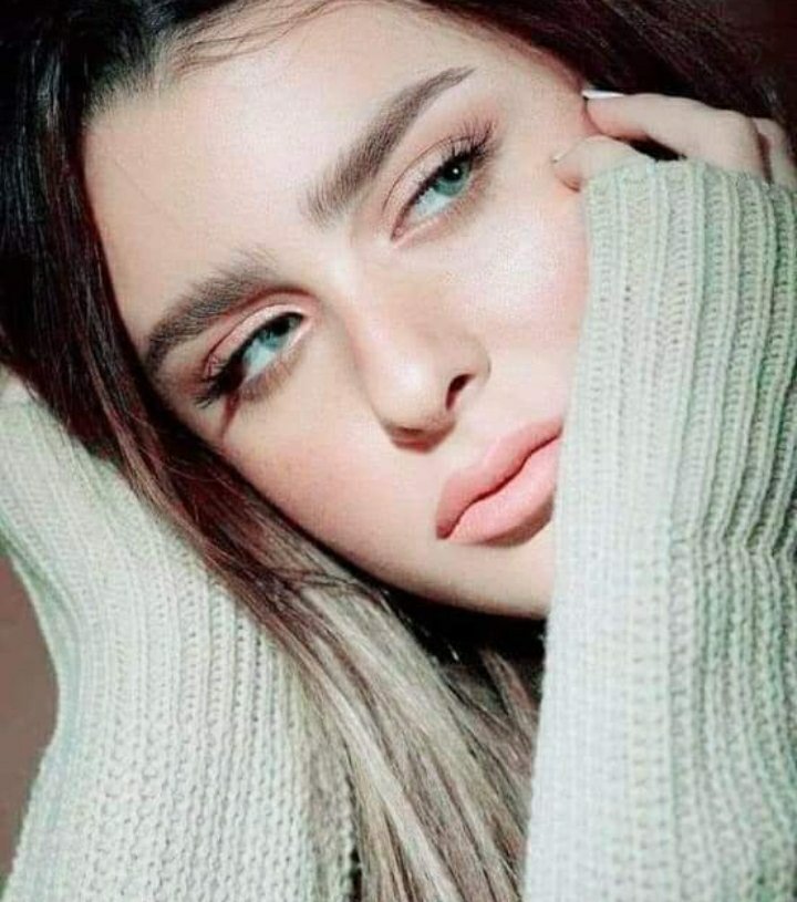 لا يوجد لقاءات عبثية بالحياة كل أنسان تصادفه هو إما أختبار أو عقوبة أو هدية من السماء