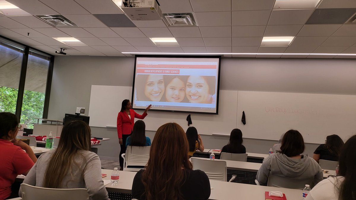 FCS_Work's tweet photo. We appreciate Dr. Erica Jordan, Jane Sidwell, and Dr. Toya Conston @UHouston for giving our @SamRayburn_HS @PISDCareerTech Human Growth and Development students valuable information to get them college, career, and world ready. https://t.co/mn0Yp2j4PT