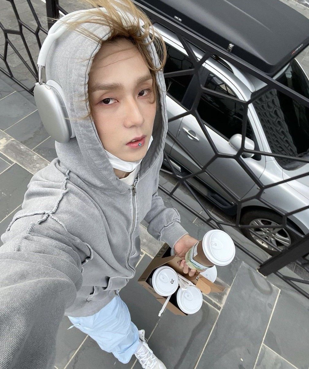 sthwnboy's tweet photo. ⠀⠀⠀
           🇨🇦 : 𝗁𝖾𝗇𝗋𝗒 𝗌𝗍𝖾𝗏𝖺𝗇 𝗋𝗈𝗎𝗌𝗌𝖾𝖺𝗎.

          𝐈. 𝟣, 𝗃𝗎𝗇 𝟫𝟦. (𝟤𝟪)
      ⠀ 𝐈𝐈. 𝗆𝗈𝗍𝗈𝗋 𝖽𝖾𝗅𝗂𝗏𝗂𝖾𝗋, 𝖼𝗈𝖿𝖿𝖾𝖾 𝗋𝗈𝗎𝗌𝗌𝖾𝖺𝗎.
          𝐈𝐈𝐈. 𝖻𝗋𝖺𝗇𝖽𝗈𝗇'𝗌 𝖿𝖺𝗍𝗁𝖾𝗋, 𝗆𝖺𝗋𝖼𝖾𝗅𝗅𝗒'𝗌 𝗁𝗎𝗌𝖻𝖺𝗇𝖽.
⠀ https://t.co/sp4Wkmph7a