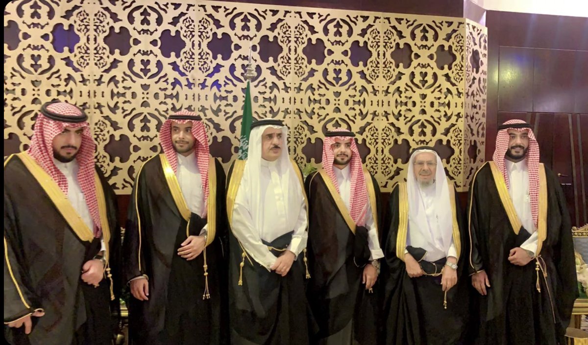 rabtatzawba's tweet photo. زواج الشاب : فارس بن ناصر منيع الخليوي 
مساء اليوم الاربعاء 6 / 10 / 1444 هـ 
في فندق الأنتركونتننتال ( قاعة بريدة ) بالرياض 
بحضور شيوخ واعيان ووجهاء اللهم بارك لهم وبارك عليهم واجمع بينهم بخير 
#رابطة_زوبع_الإعلامية https://t.co/1hplSx17nq