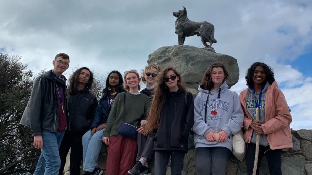 UDGlobal's tweet photo. Sometimes the best part of being #UDAbroad is the people you meet & the lifelong friendships you build!
The #UDGlobal Study Abroad Storytelling Contest is accepting photos, videos & essays that share your favorite memories until May 2.
📷: Nithi Chrisostam
📍: New Zealand, 22F https://t.co/9BNGgojDva