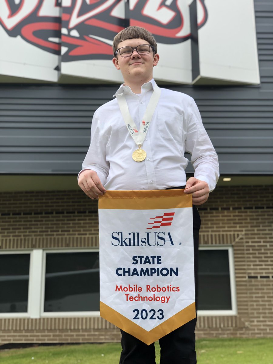 Jason_Sasser's tweet photo. My Nicholas is a STATE CHAMPION in Mobile Robotics Technology! https://t.co/kYyhkvMQGs