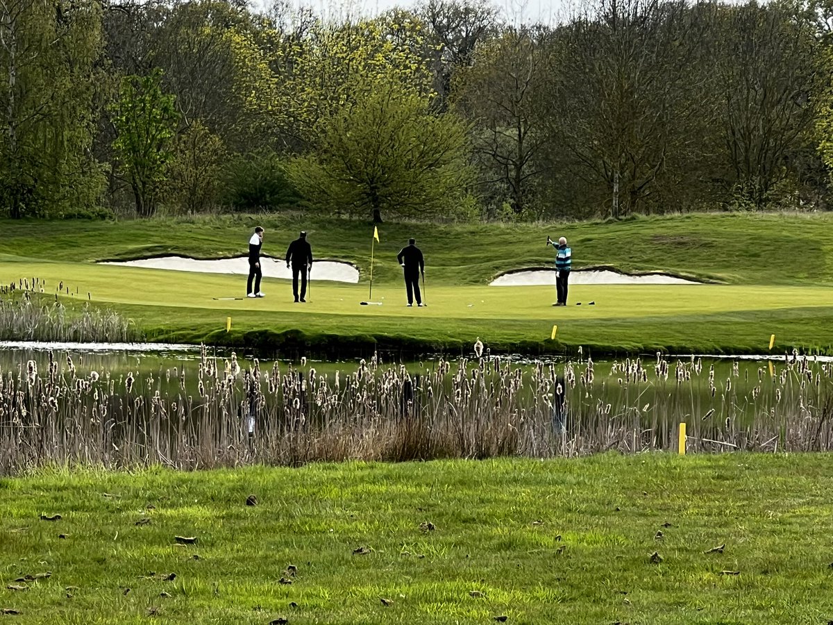trickgolfshow's tweet photo. All set for tomorrow’s #Racetoparis @legolfnational Grand Finals @ThonockPark #KarstenLakes Good luck to all the finalists we are going to have a wonderful day at the home of @PINGTourEurope #ThonockPark https://t.co/8rdu7fNZ9U
