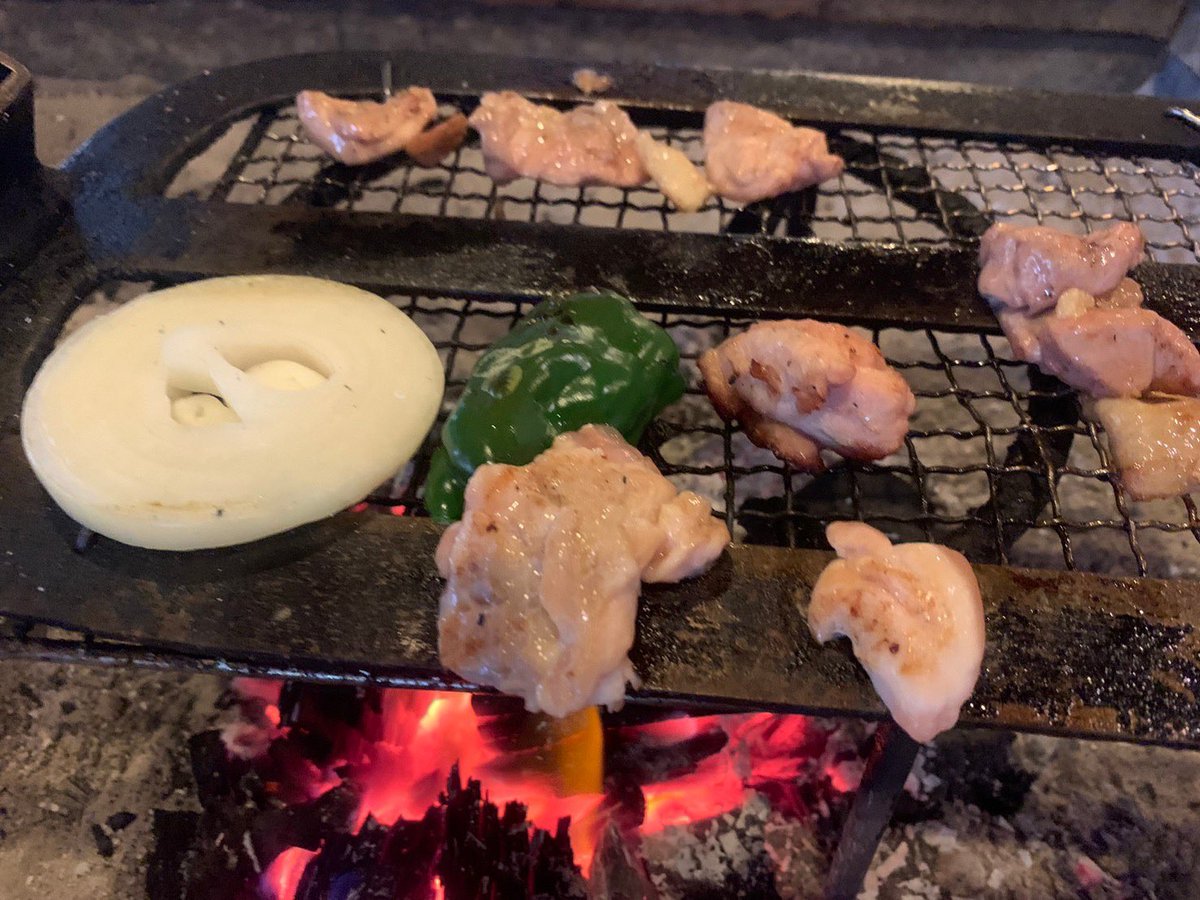 Tabizukin_M's tweet photo. 旅といったら美味しい料理は付き物‼️
こちらは今年の3月に行った熊本旅行で食べた料理になります〜‼️
宮崎では食べられないものを食べれるのも旅の良さですね‼️
#春から宮大　#宮崎大学　#旅サークル　#サークル　#旅ずきん　#旅行 https://t.co/1qWxxKhkmR