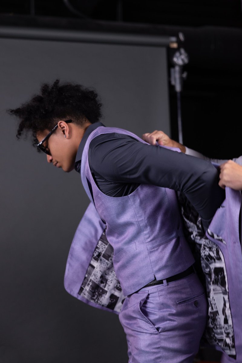 Officially drafted to the MVMT family 🏈  We're stoked to welcome <a href="/jalinhyatt/">Jalin Hyatt</a> as a Friend of MVMT. Tune in this weekend to the draft, and get ready for exciting things to come 👏 #jointhemvmt #jalinhyatt